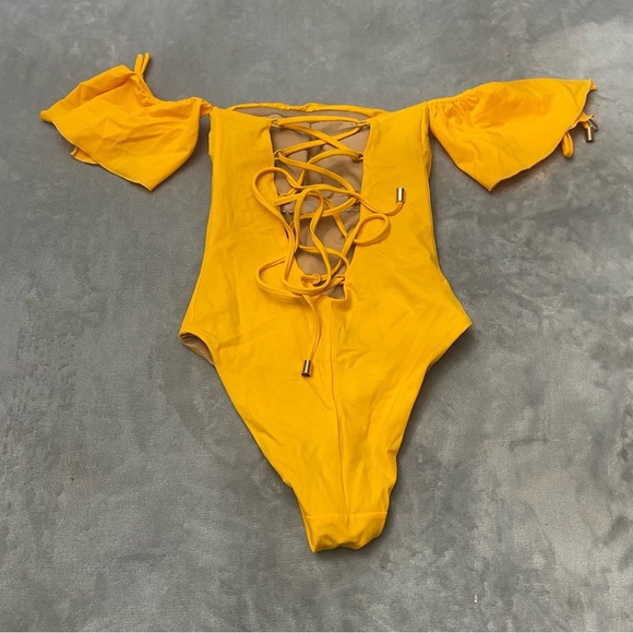 New! OCHIE Olivia off the shoulder lace-up swimsuit nwot 27717 - Picture 5 of 8